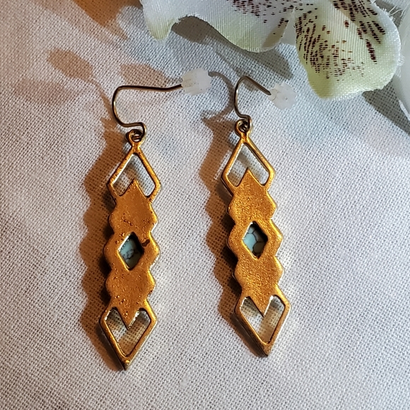 NEW Gold and Natural Stone Earrings - Picture 4 of 4
